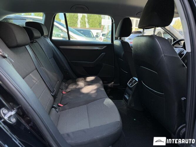 Skoda Octavia 46 interauto-car