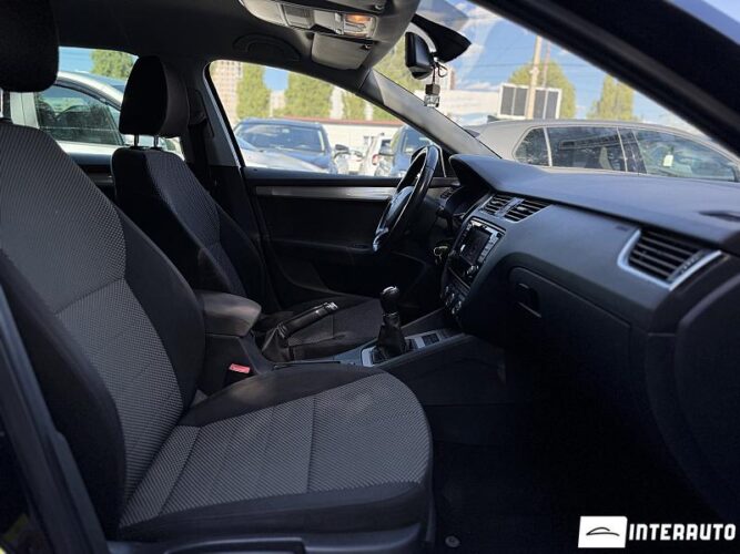 Skoda Octavia 45 interauto-car