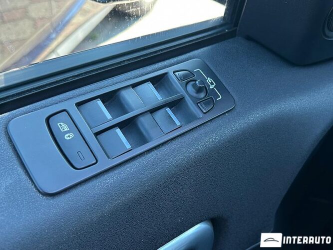 Land Rover Discovery Sport 38 interauto-car