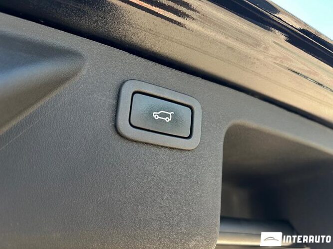 Land Rover Discovery Sport 52 interauto-car