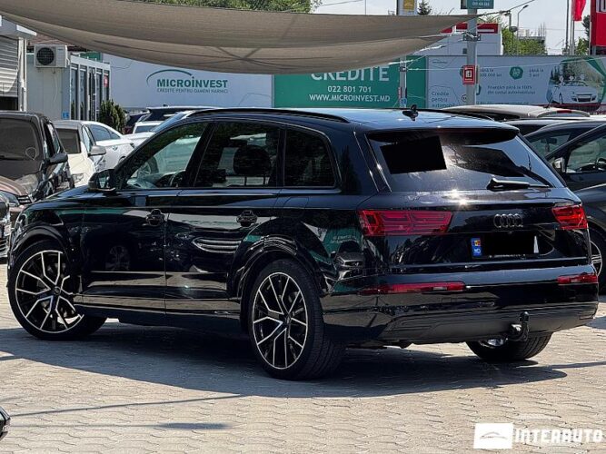 Audi Q7 E-Tron 35 interauto-car