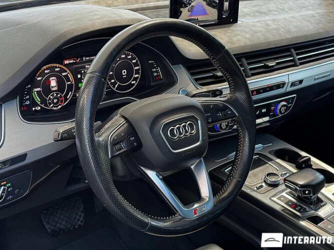 Audi Q7 E-Tron 39 interauto-car