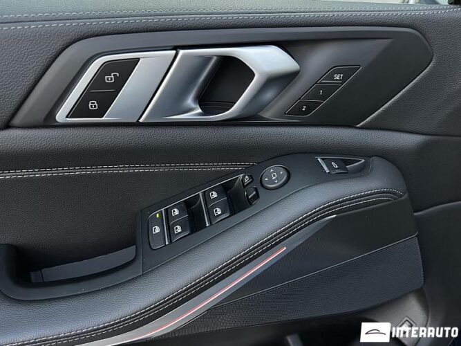 BMW X5 4.5e 49 interauto-car