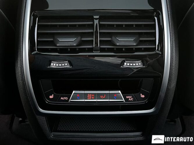 BMW X5 4.5e 54 interauto-car