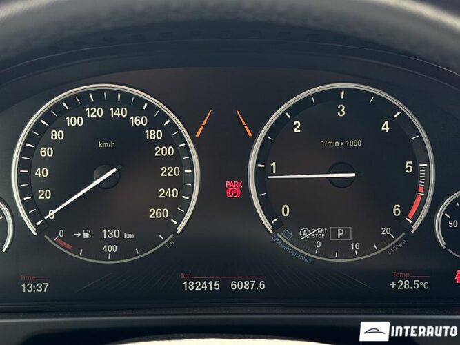 BMW X5 2.5D 43 interauto-car