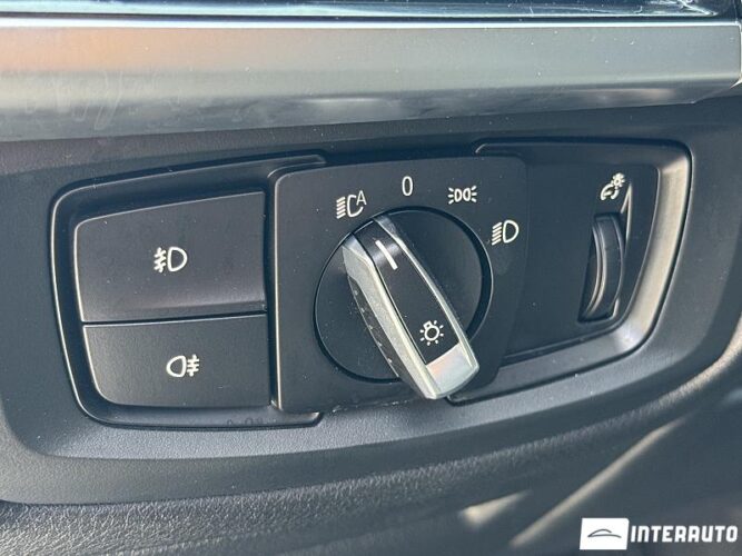 BMW X5 2.5D 54 interauto-car