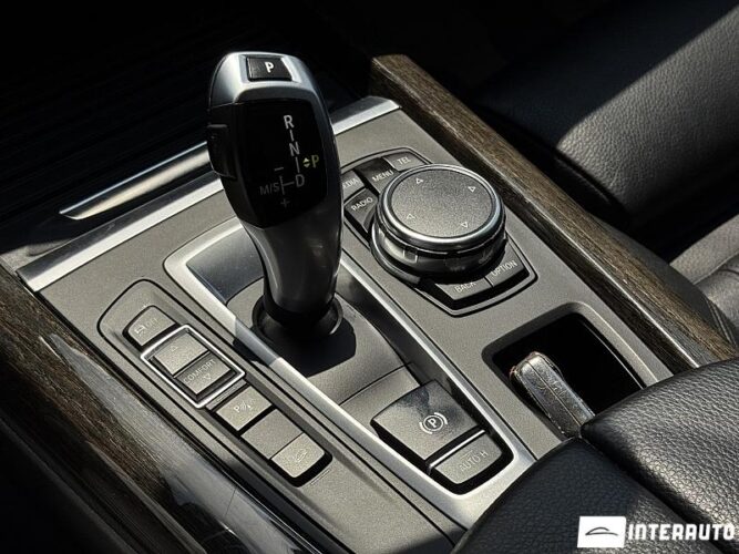 BMW X5 2.5D 47 interauto-car