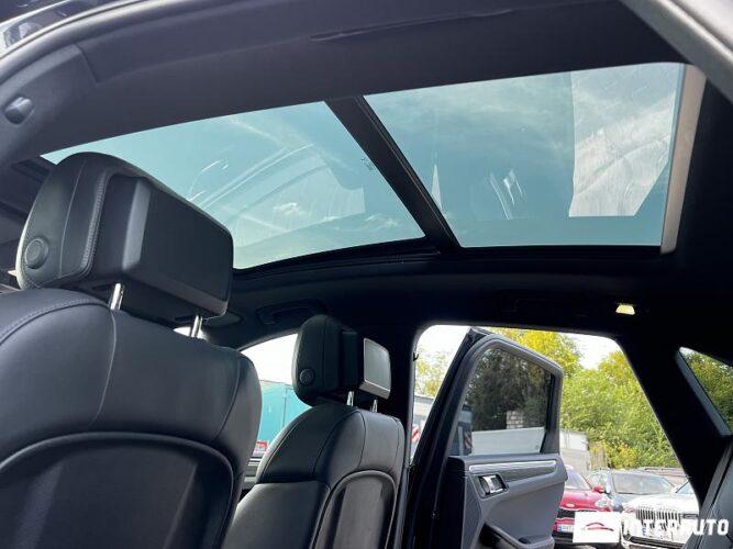 Porsche Macan S 45 interauto-car