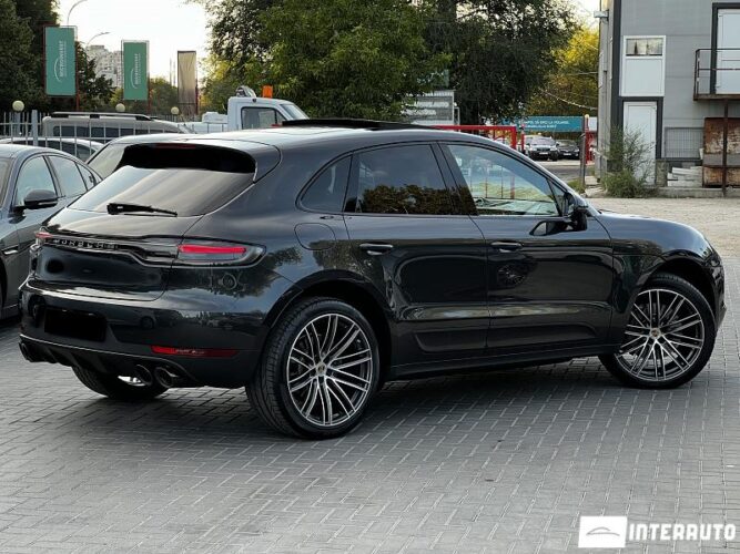 Porsche Macan S 38 interauto-car