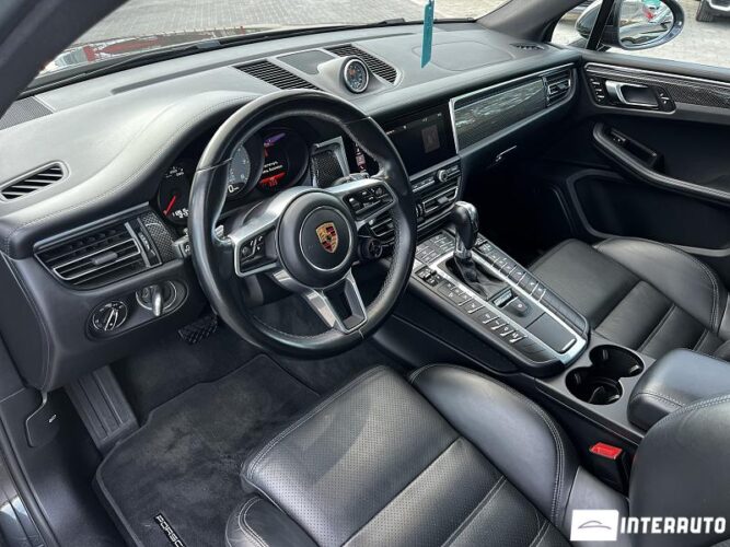 Porsche Macan S 40 interauto-car