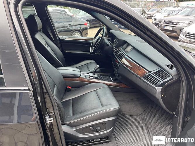 BMW X5 4.8i 55 interauto-car
