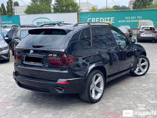 BMW X5 4.8i 36 interauto-car