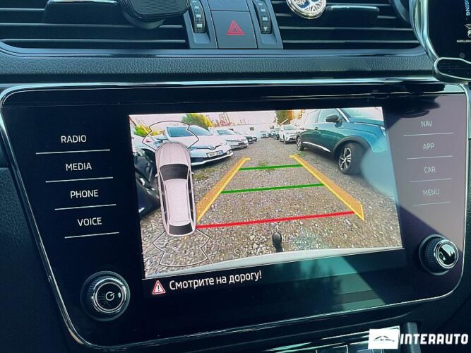 Skoda Superb 45 interauto-car