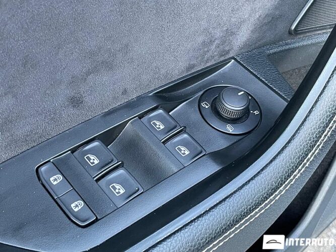 Skoda Superb 37 interauto-car