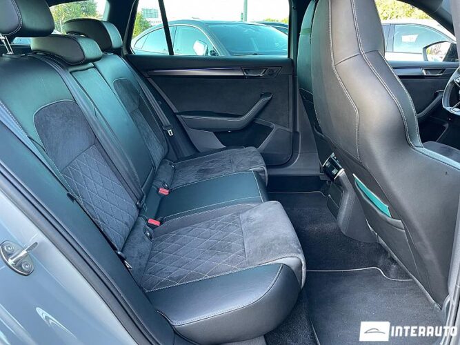 Skoda Superb 52 interauto-car