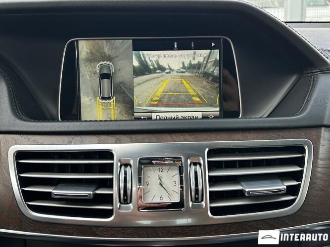 Mercedes E 300h 44 interauto-car