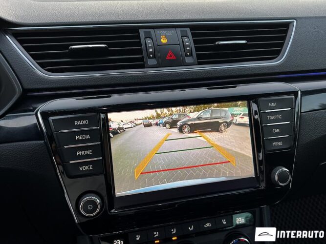 Skoda Superb 43 interauto-car
