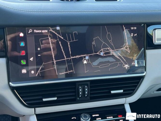 Porsche Cayenne Coupe 48 interauto-car