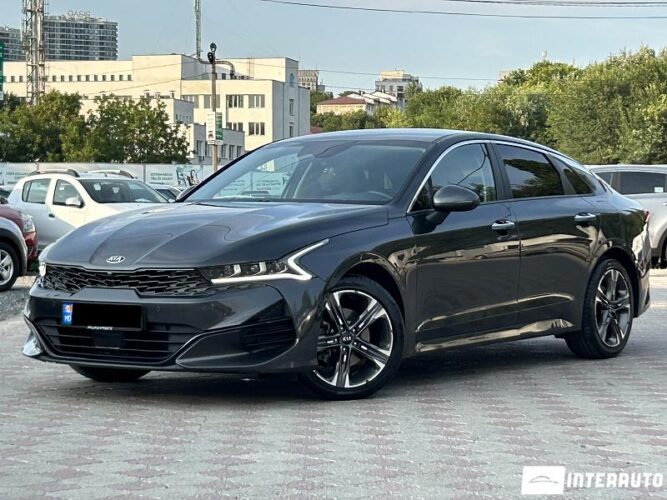 Kia K5 32 interauto-car