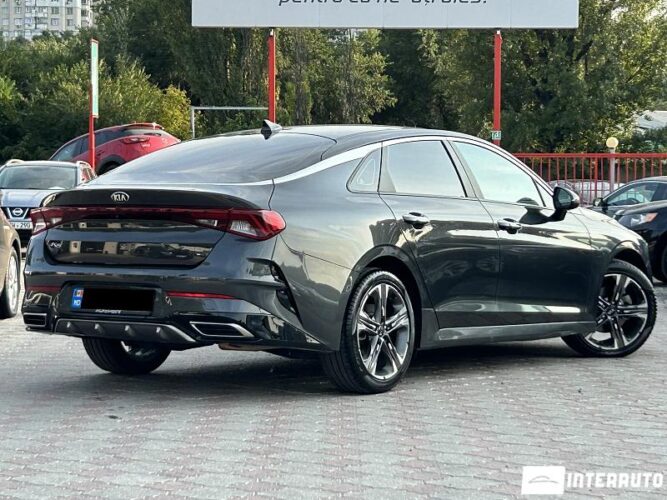 Kia K5 34 interauto-car
