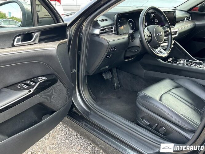 Kia K5 38 interauto-car