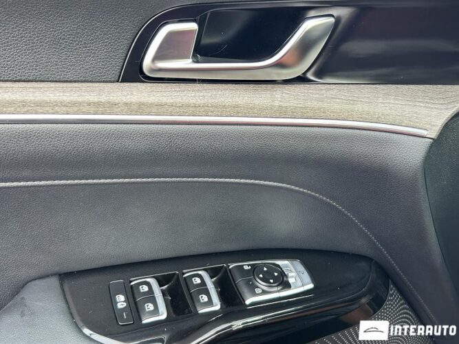 Kia K5 39 interauto-car