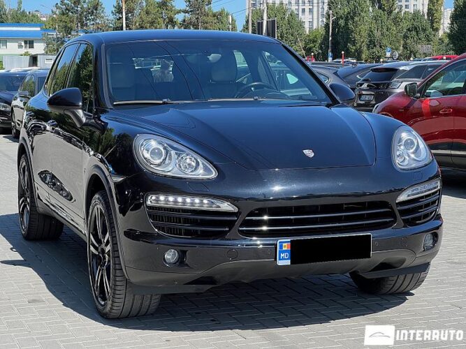 Porsche Cayenne 32 interauto-car