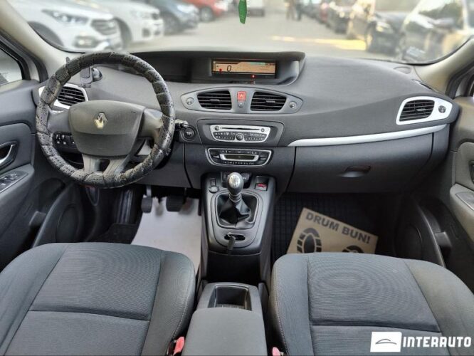 Renault Grand Scenic 32 interauto-car