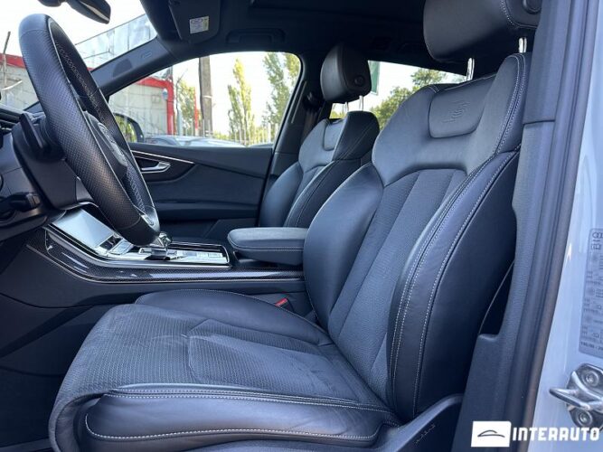 Audi Q7 44 interauto-car