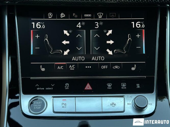 Audi Q7 49 interauto-car
