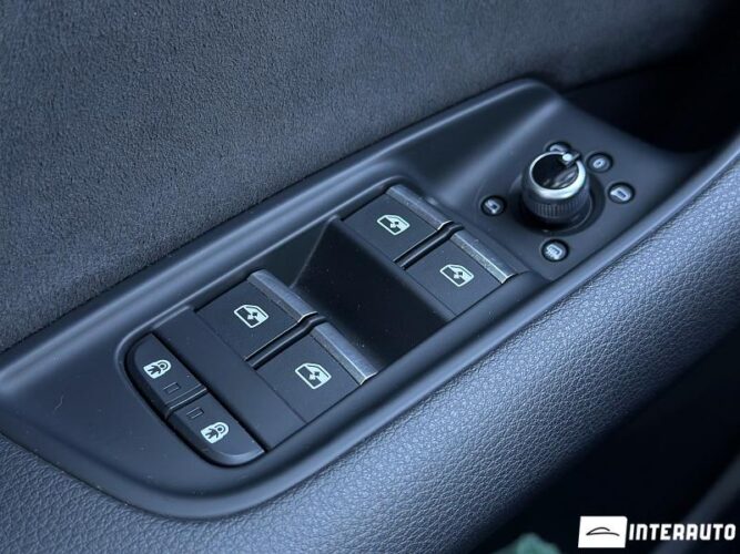 Audi Q7 43 interauto-car