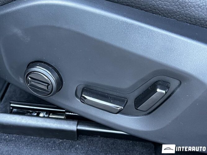 Volvo XC 60 52 interauto-car