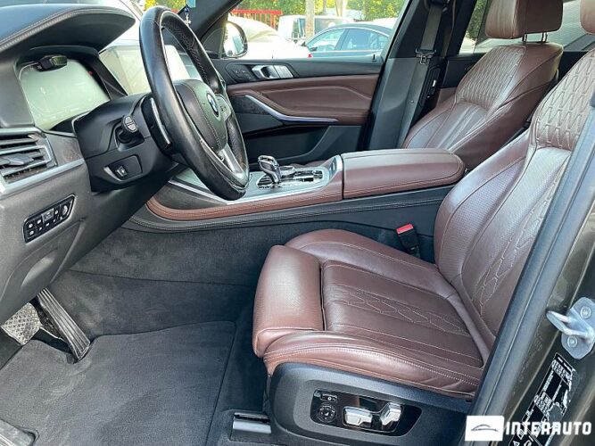 BMW X7 3.0d 40 interauto-car