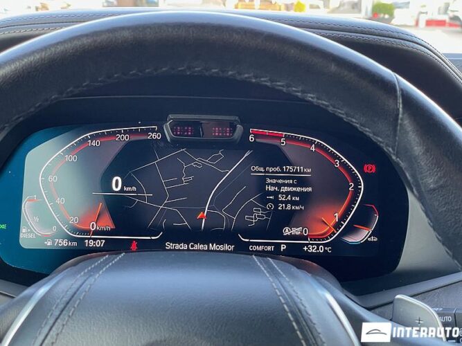 BMW X7 3.0d 45 interauto-car