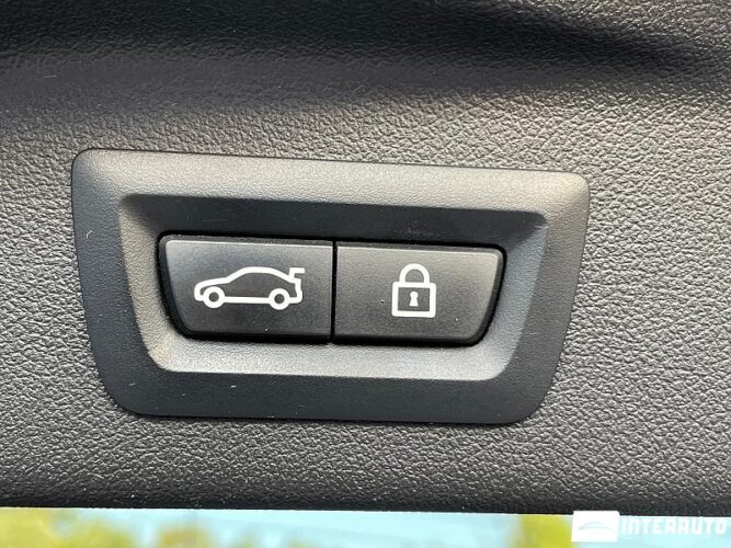 BMW X7 3.0d 55 interauto-car