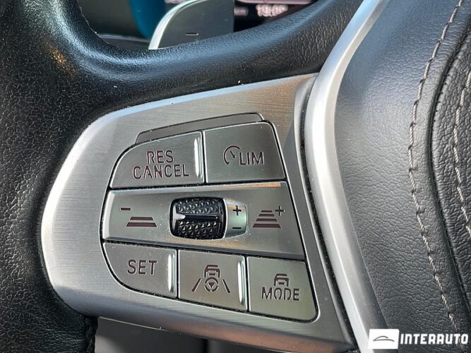 BMW X7 3.0d 43 interauto-car