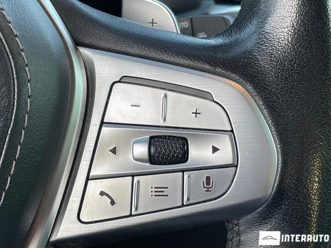 BMW X7 3.0d 44 interauto-car