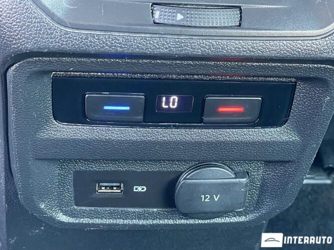 Volkswagen Tiguan 46 interauto-car