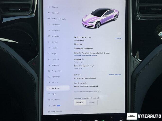 Tesla Model S 44 interauto-car