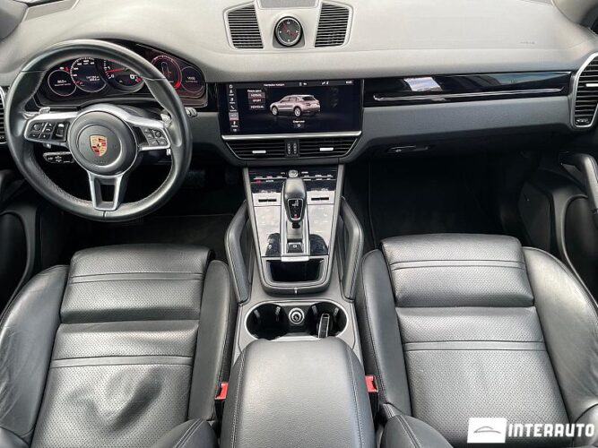 Porsche Cayenne 41 interauto-car
