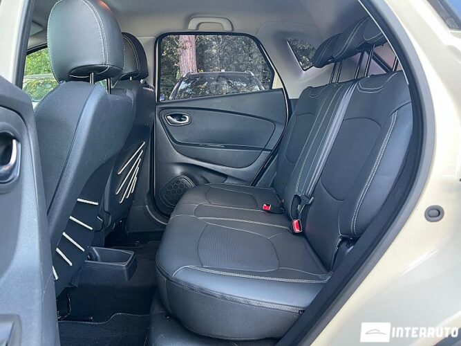 Renault Captur 44 interauto-car