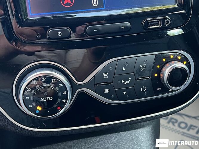 Renault Captur 40 interauto-car