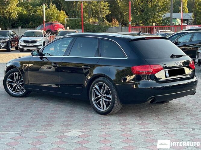Audi A4 32 interauto-car