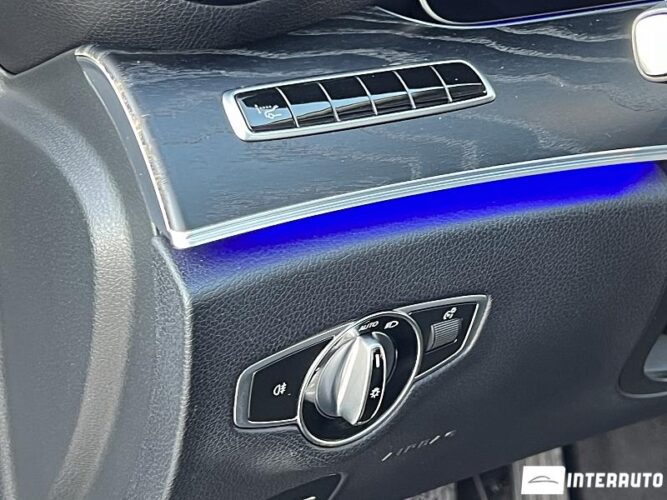 Mercedes E 220 51 interauto-car