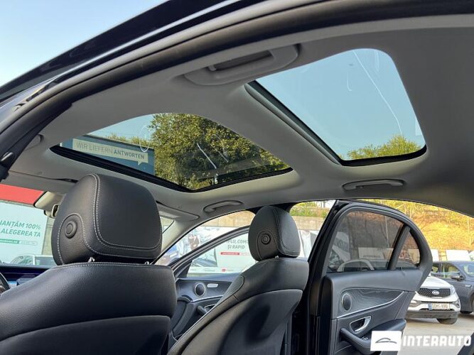 Mercedes E 220 45 interauto-car
