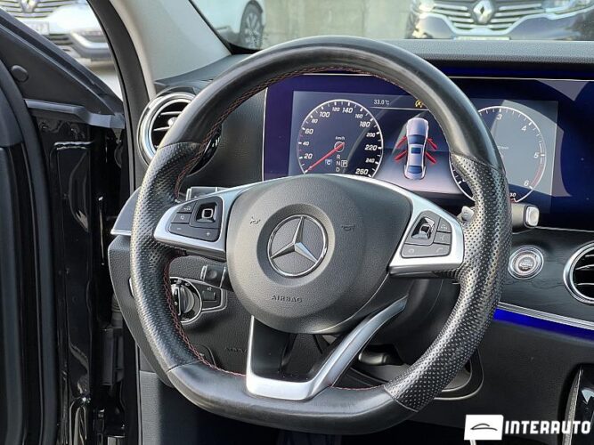 Mercedes E 220 38 interauto-car