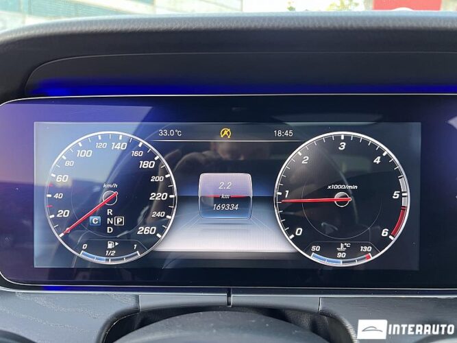 Mercedes E 220 40 interauto-car