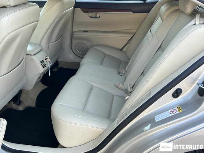 Lexus ES 300h 45 interauto-car