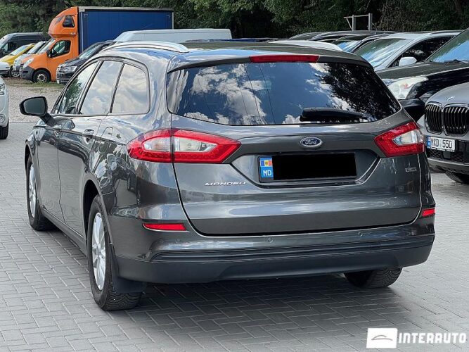 Ford Mondeo 32 interauto-car