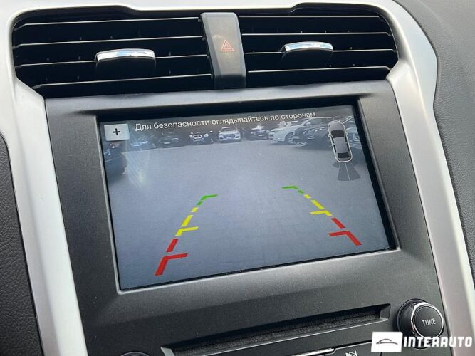 Ford Mondeo 38 interauto-car